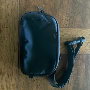 Lululemon belt bag